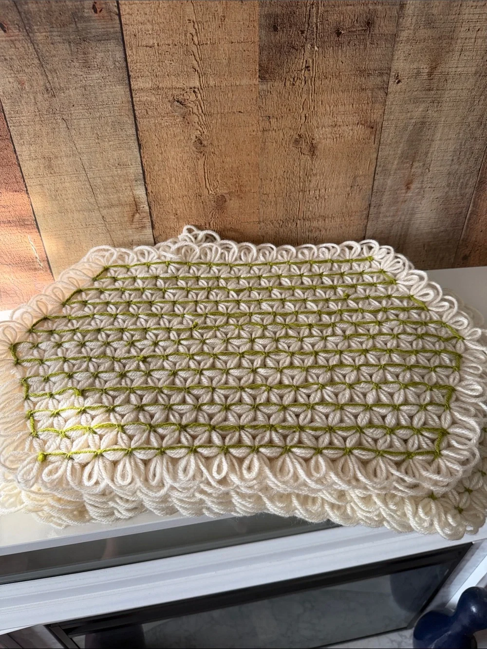Vintage Crochet Jasmine Stitch Daisy Cream and Avocado Green Placemats Set of 6